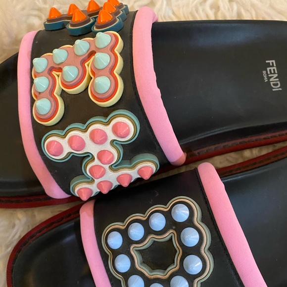 Fendi pool slides - Picture 3 of 7